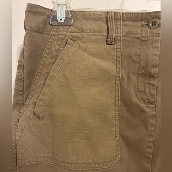 J Crew- city fit- Fitigues skirt, size 12, color khaki. - Picture 4 of 11